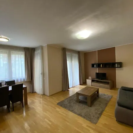 Gozsdu - Eszterhaz Apartament *